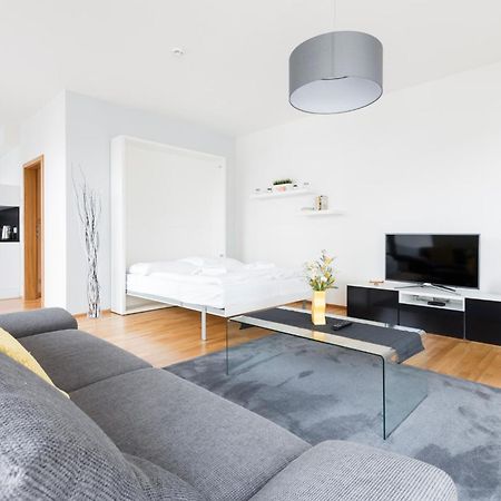 Prague Days - Luxurious Apartments In Trendy Zizkov Екстериор снимка
